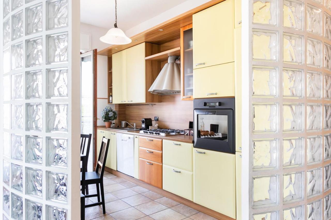Santa Chiara Apartment By Myhomein科莫 外观 照片