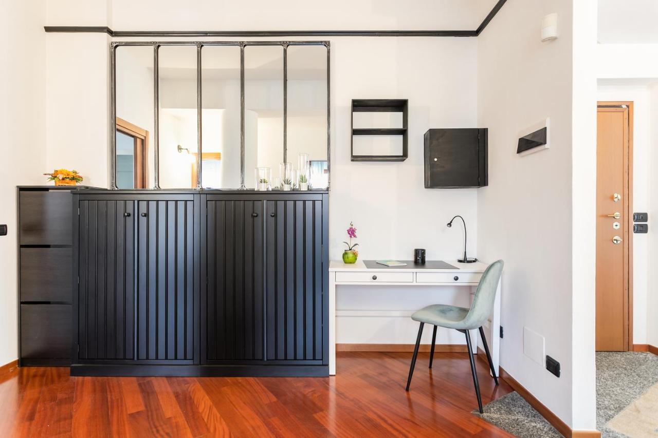 Santa Chiara Apartment By Myhomein科莫 外观 照片